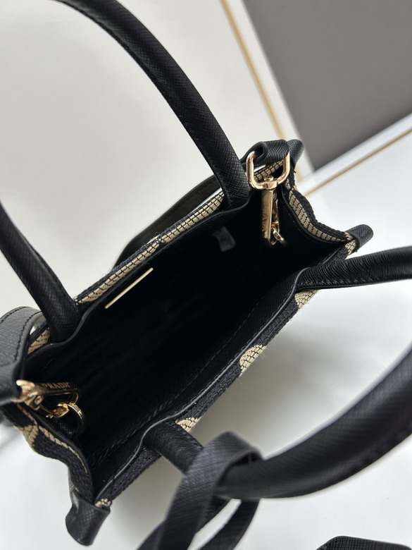 Prada 23140 17x18x6cm jj1_7